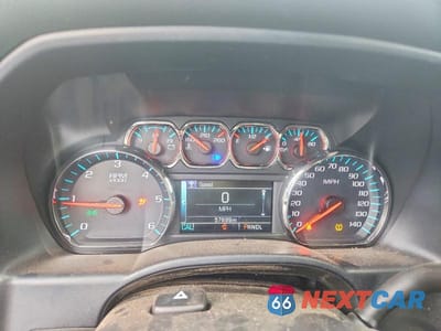 Zdjęcie 9 z 13 samochodu: 2018 CHEVROLET SILVERADO K1500 LT VIN:3GCUKREC3JG379768 - miniatura