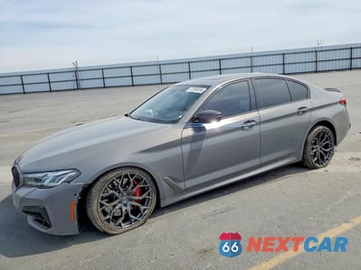 2022 BMW M550XI WBA13BK03NCL01708 - główne zdjęcie licytacji z USA - miniatura