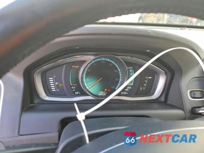 Zdjęcie 9 z 12 samochodu: 2016 VOLVO XC60 T5 PREMIER VIN:YV4612RK3G2849381 - miniatura