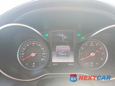 Zdjęcie 9 z 11 samochodu: 2015 MERCEDES-BENZ C 400 4MATIC VIN:55SWF6GB3FU027785 - miniatura