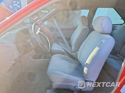 Zdjęcie 7 z 13 samochodu: 1993 FORD ESCORT LX VIN:1FAPP11J8PW293683 - miniatura