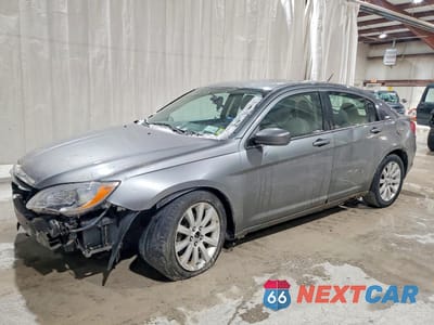 2011 CHRYSLER 200 TOURING 1C3BC1FB6BN606573 - główne zdjęcie licytacji z USA - miniatura