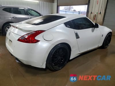 Trzecie zdjęcie samochodu z tyłu: 2009 NISSAN 370Z BASE VIN:JN1AZ44E29M409116 - miniatura