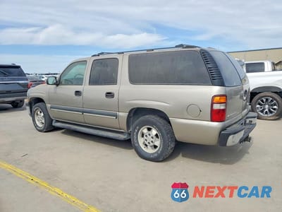 Drugie zdjęcie samochodu z przodu: 2003 CHEV SUBURBAN VIN:3GNEC16Z73G113959 - miniatura