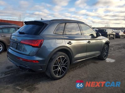 Trzecie zdjęcie samochodu z tyłu: 2021 AUDI Q5 PROGRESSIV VIN:WA1EAAFY8M2030812 - miniatura