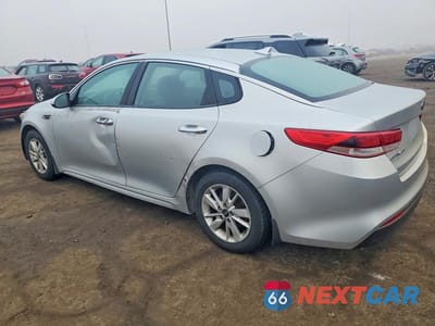 Drugie zdjęcie samochodu z przodu: 2018 KIA OPTIMA LX VIN:5XXGT4L31JG186439 - miniatura