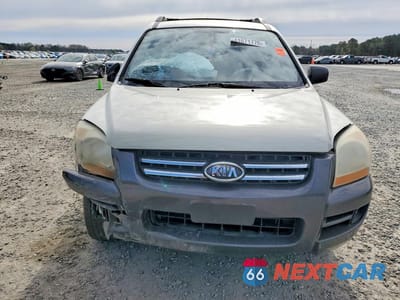 Piąte zdjęcie samochodu w środku: 2008 KIA SPORTAGE LX VIN:KNDJF724587504493 - miniatura