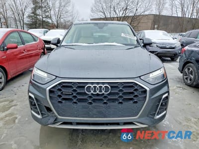 Piąte zdjęcie samochodu w środku: 2022 AUDI Q5 PREMIUM 45 VIN:WA1GAAFY1N2076556 - miniatura