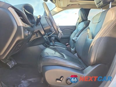 Zdjęcie 7 z 13 samochodu: 2014 JEEP CHEROKEE LIMITED VIN:1C4PJLDS4EW171265 - miniatura