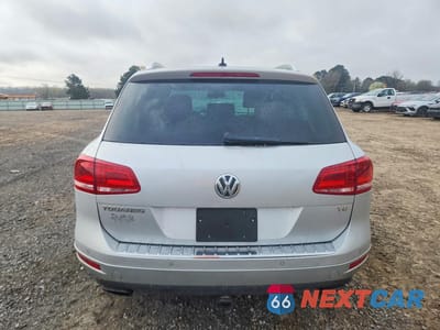Zdjęcie 6 z 13 samochodu: 2014 VOLKSWAGEN TOUAREG V6 VIN:WVGEF9BPXED009187 - miniatura