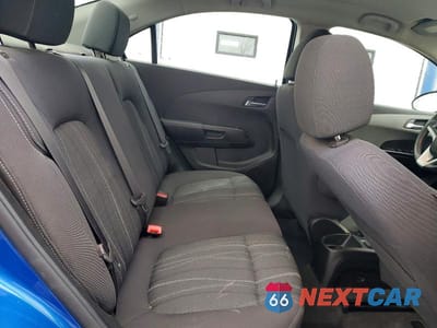 Zdjęcie 10 z 12 samochodu: 2018 CHEVROLET SONIC LT VIN:1G1JD5SH0J4130453 - miniatura