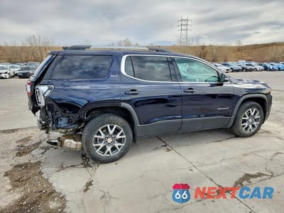 Trzecie zdjęcie samochodu z tyłu: 2022 GMC ACADIA SLT VIN:1GKKNULS4NZ161134 - miniatura