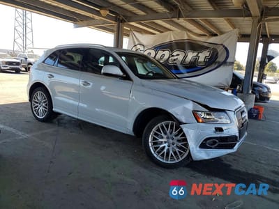 Czwarte zdjęcie samochodu z boku: 2017 AUDI Q5 PREMIUM PLUS VIN:WA1M2AFP9HA037909 - miniatura