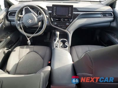 Zdjęcie 8 z 12 samochodu: 2022 TOYOTA CAMRY HYBRID LE VIN:4T1C31AK6NU580876 - miniatura