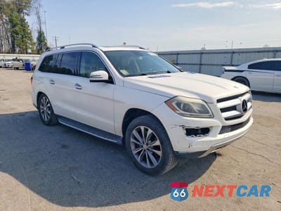Czwarte zdjęcie samochodu z boku: 2014 MERCEDES-BENZ GL 450 4MATIC VIN:4JGDF7CE8EA286869 - miniatura