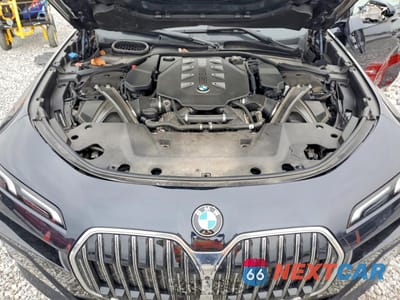 Zdjęcie 11 z 13 samochodu: 2023 BMW 760 XI VIN:WBA33EJ04PCM62938 - miniatura