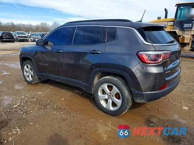 Drugie zdjęcie samochodu z przodu: 2018 JEEP COMPASS LATITUDE VIN:3C4NJDBB3JT134952 - miniatura