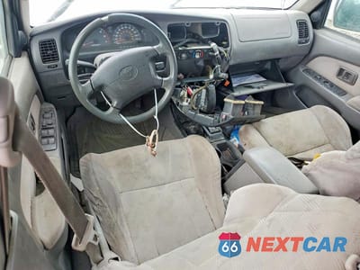 Zdjęcie 8 z 13 samochodu: 2001 TOYOTA 4RUNNER VIN:JT3HN86R210348882 - miniatura