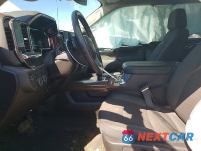 Zdjęcie 7 z 11 samochodu: 2024 CHEVROLET SILVERADO K1500 RST VIN:1GCUDEED9RZ145139 - miniatura