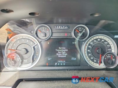 Zdjęcie 9 z 12 samochodu: 2016 RAM 1500 LARAMIE VIN:1C6RR7VM6GS154851 - miniatura