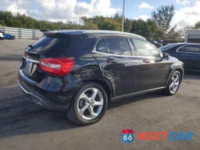 Trzecie zdjęcie samochodu z tyłu: 2018 MERCEDES-BENZ GLA 250 VIN:WDCTG4EB7JJ530353 - miniatura