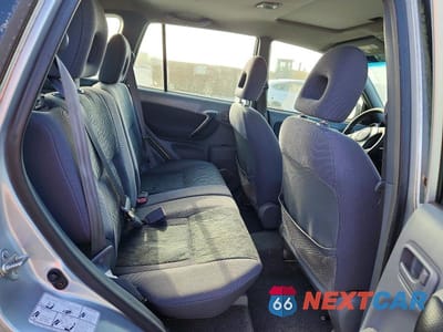 Zdjęcie 10 z 11 samochodu: 2002 TOYOTA RAV4 BASE VIN:JTEHH20V626017836 - miniatura