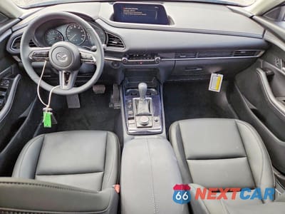 Zdjęcie 8 z 13 samochodu: 2025 MAZDA CX-30 SELECT VIN:3MVDMBBM2SM865939 - miniatura