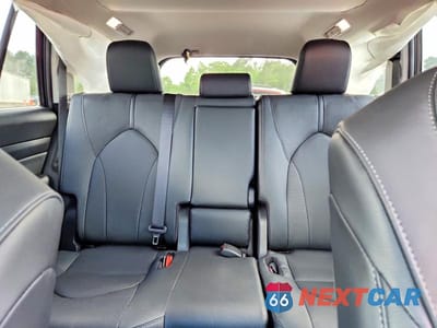 Zdjęcie 10 z 12 samochodu: 2025 TOYOTA GRAND HIGHLANDER LIMITED VIN:5TDAAAB57SS079280 - miniatura