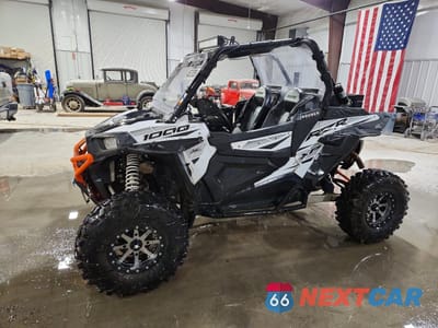 Drugie zdjęcie samochodu z przodu: 2015 POLARIS RZR 1000 XP UTILITY VEHICLE VIN:4XAVDE99XFB315398 - miniatura