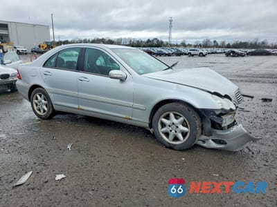 Czwarte zdjęcie samochodu z boku: 2003 MERCEDES-BENZ C 320 VIN:WDBRF64J03F326506 - miniatura