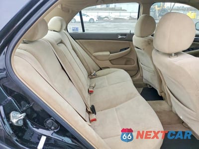 Zdjęcie 10 z 12 samochodu: 2005 HONDA ACCORD LX VIN:1HGCM56495A026611 - miniatura