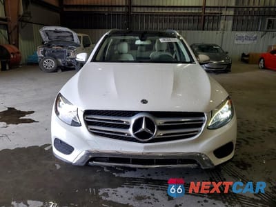 Piąte zdjęcie samochodu w środku: 2017 MERCEDES-BENZ GLC 300 VIN:WDC0G4JB5HV006730 - miniatura