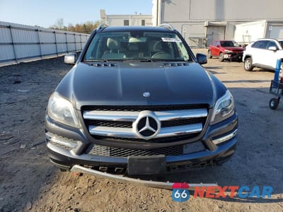 Piąte zdjęcie samochodu w środku: 2015 MERCEDES-BENZ GL 450 4MATIC VIN:4JGDF6EEXFA507526 - miniatura