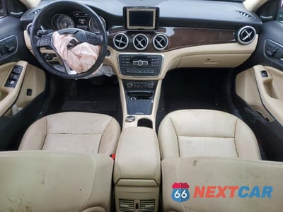Zdjęcie 8 z 13 samochodu: 2015 MERCEDES-BENZ GLA 250 VIN:WDCTG4EB3FJ160123 - miniatura