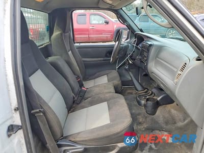 Zdjęcie 10 z 11 samochodu: 2007 FORD RANGER VIN:1FTYR10U47PA82351 - miniatura