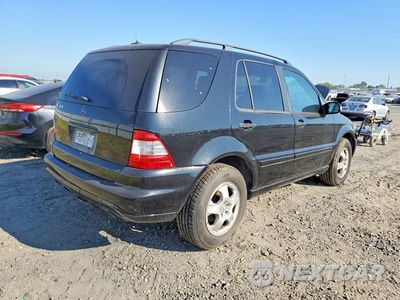 Trzecie zdjęcie samochodu z tyłu: 2003 MERZ 300-CLASS VIN:4JGAB57E54A513303 - miniatura
