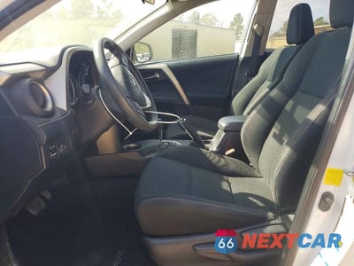 Zdjęcie 7 z 12 samochodu: 2015 TOYOTA RAV4 XLE VIN:2T3RFREV6FW312696 - miniatura
