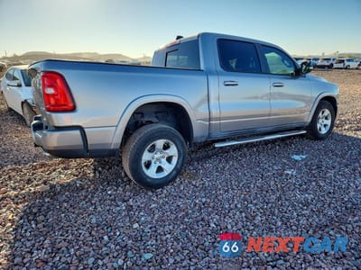 Trzecie zdjęcie samochodu z tyłu: 2025 RAM 1500 BIG HORN VIN:1C6SRFFP8SN528954 - miniatura