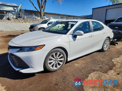 2018 TOYOTA CAMRY LE JTNB11HK4J3028087 - główne zdjęcie licytacji z USA - miniatura