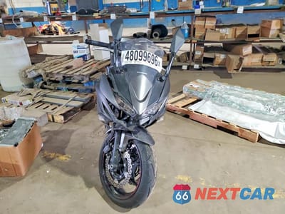 Drugie zdjęcie samochodu z przodu: 2022 KAWASAKI EX650 N VIN:ML5EXEN14NDA74969 - miniatura