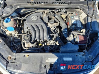 Zdjęcie 11 z 12 samochodu: 2015 VOLKSWAGEN JETTA BASE VIN:3VW1K7AJ9FM267560 - miniatura