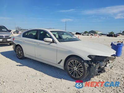 Czwarte zdjęcie samochodu z boku: 2020 BMW 530 I VIN:WBAJR3C04LWW75517 - miniatura