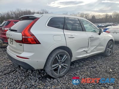 Trzecie zdjęcie samochodu z tyłu: 2019 VOLVO XC60 T5 VIN:LYV102RK4KB204813 - miniatura