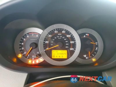 Zdjęcie 9 z 12 samochodu: 2007 TOYOTA RAV4 BASE VIN:JTMZD33V176039806 - miniatura