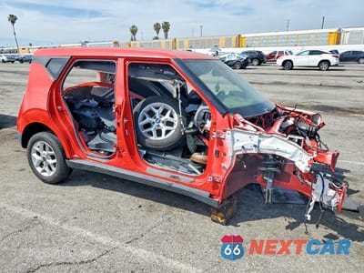 Czwarte zdjęcie samochodu z boku: 2020 KIA SOUL LX VIN:KNDJ23AU0L7077075 - miniatura