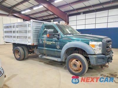 Czwarte zdjęcie samochodu z boku: 2011 FORD F550 SUPER DUTY VIN:1FDUF5HT6BEA16782 - miniatura