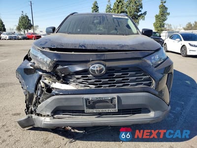 Piąte zdjęcie samochodu w środku: 2020 TOYOTA RAV4 LE VIN:2T3H1RFV4LC047105 - miniatura