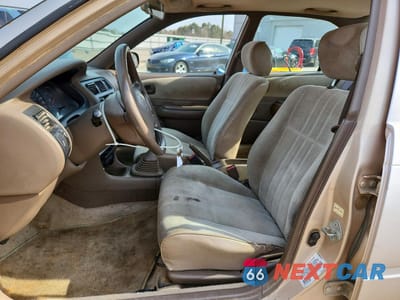 Zdjęcie 7 z 12 samochodu: 1997 TOYOTA COROLLA BASE VIN:1NXBA02E3VZ519828 - miniatura