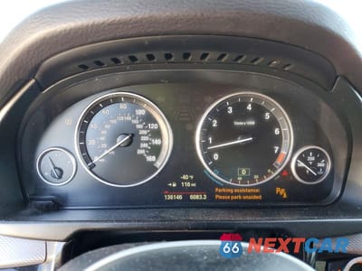 Zdjęcie 9 z 13 samochodu: 2015 BMW X5 SDRIVE35I VIN:5UXKR2C50F0H39610 - miniatura