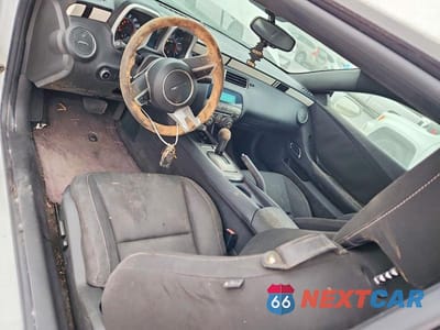 Zdjęcie 8 z 11 samochodu: 2011 CHEVROLET CAMARO LT VIN:2G1FB1ED4B9137613 - miniatura